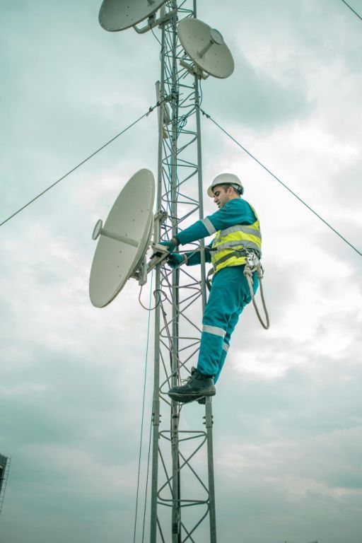 get-airtel-tower-installed-with-indus-towers-big-2