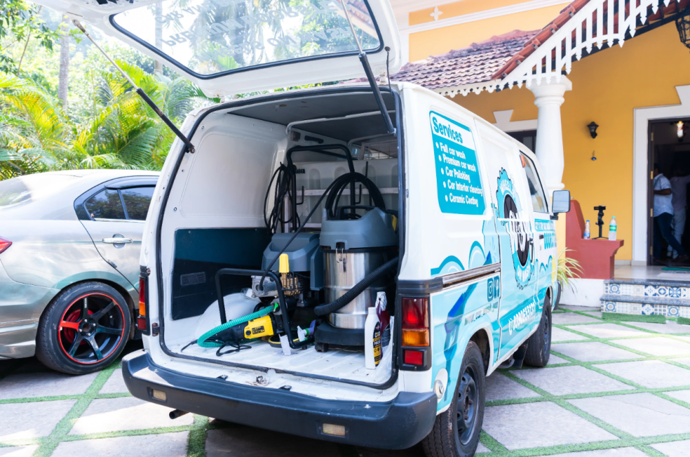 premium-doorstep-car-washing-services-across-goa-big-1