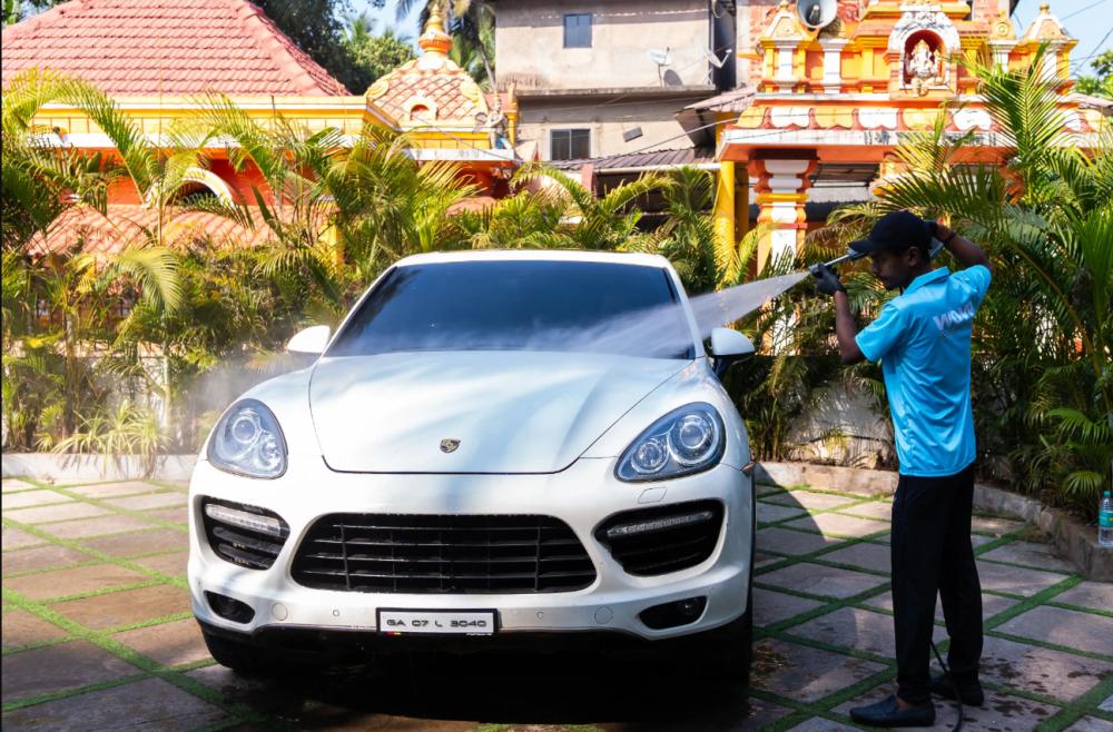 premium-doorstep-car-washing-services-across-goa-big-2