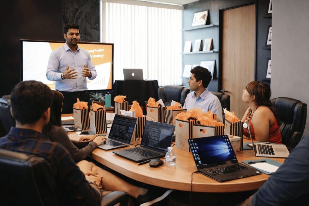 want-to-start-your-career-with-the-best-it-training-institute-big-0