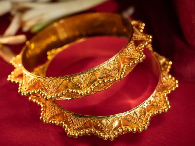 gold-bangles-design