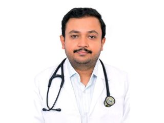 dr-praveen-mp-general-physician-internal-medicine-consultant-small-0