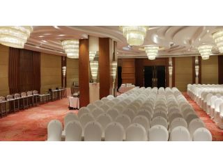 4-star-hotel-with-premier-banquet-halls-in-chennai-small-3