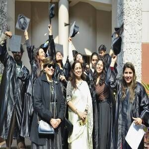 affordable-degree-in-fashion-design-apply-today-big-2