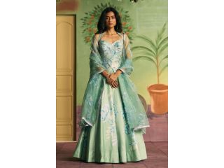 bridesmaid-lehengas-elegant-designer-collection-small-1
