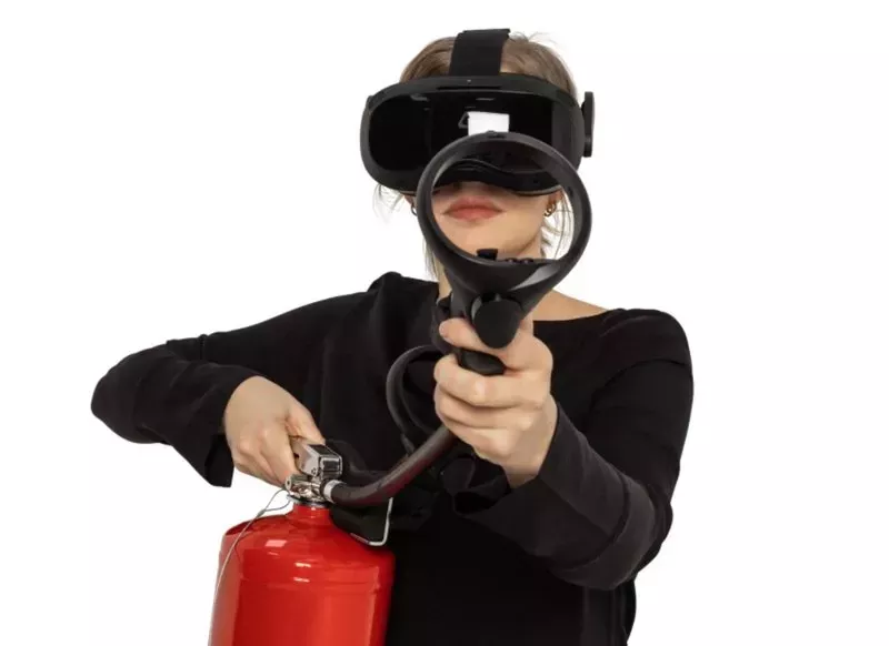 virtual-reality-fire-extinguisher-training-simulanis-big-0