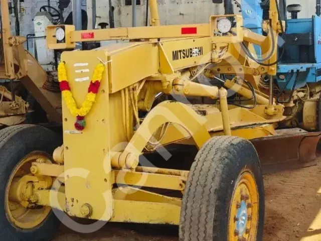 affordable-used-motor-grader-solutions-for-construction-projects