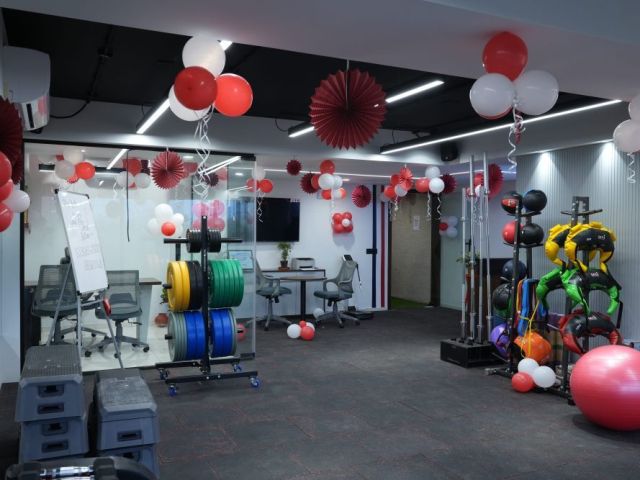 transform-your-body-with-expert-fitness-coaches-in-ahmedabad
