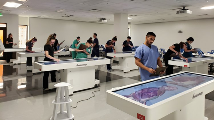 virtual-dissection-table-cutting-edge-anatomy-learning-tool-big-0