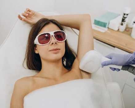 laser-hair-removal-with-dr-vidushi-jain-dermalinks-clinic