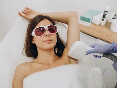 laser-hair-removal-with-dr-vidushi-jain-dermalinks-clinic