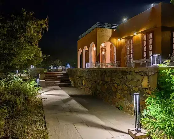 experience-a-perfect-day-at-a-luxury-resort-in-sariska