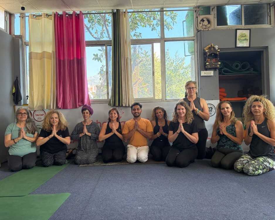 200-hour-yoga-teacher-training-rishikesh