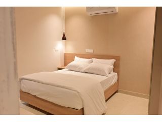 colachel-hotel-booking-small-4