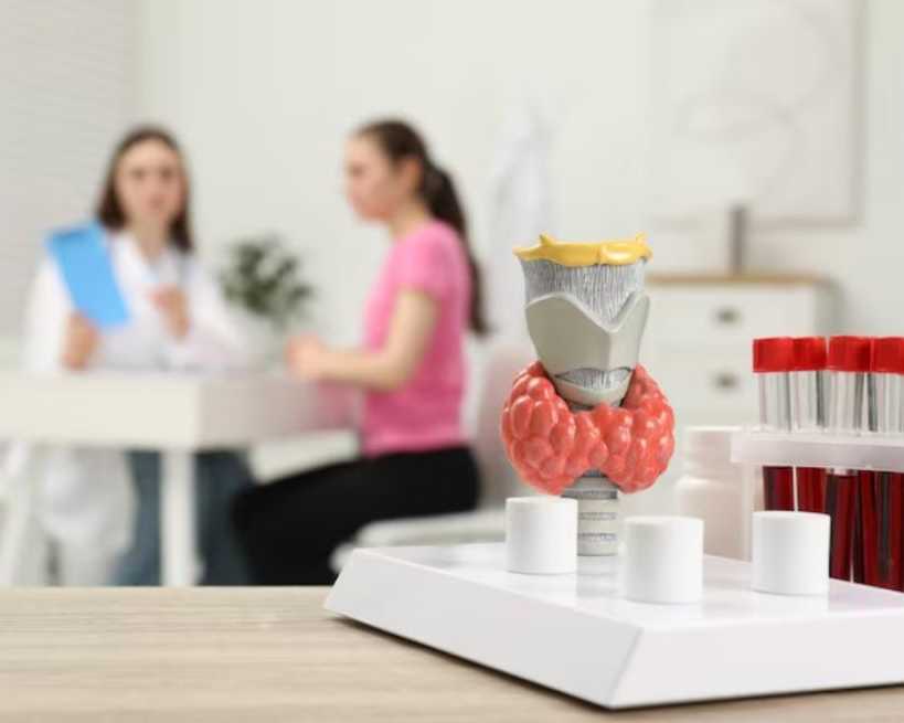 expert-thyroid-specialist-in-south-delhi-for-complete-care