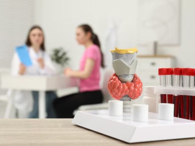 expert-thyroid-specialist-in-south-delhi-for-complete-care