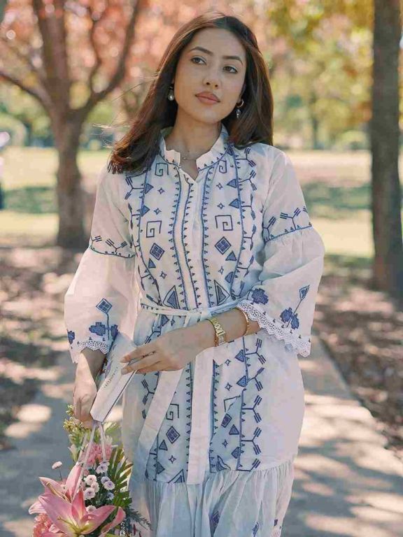 refresh-your-wardrobe-with-cotton-dresses-online-big-2