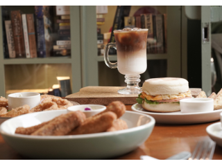 your-guide-to-the-ultimate-cafe-hauz-khas-experience-small-3