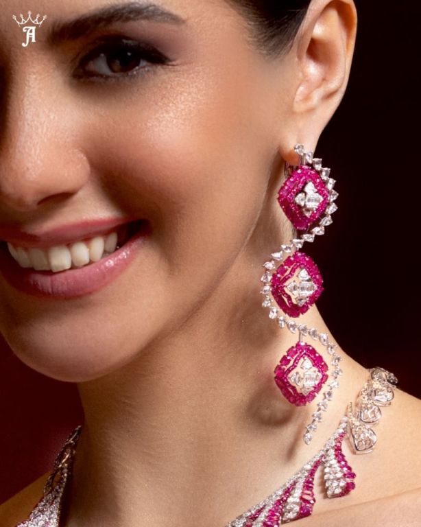 looking-for-a-perfect-agra-jewellery-shop-big-0