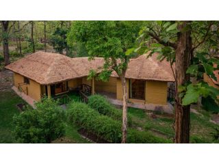 forest-stay-in-jim-corbett-at-bijrani-zone-small-0