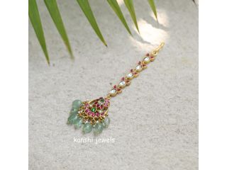 stunning-pendant-maang-tikas-for-glamorous-celebrations-small-0