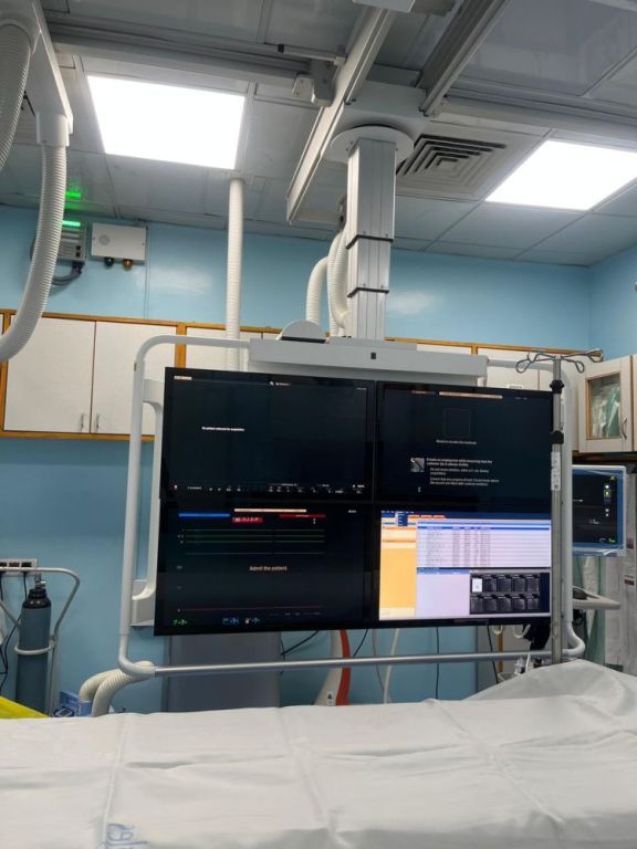 dr-ravindran-endovascular-ir-specialist-big-4