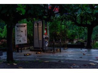 reliable-dc-chargers-for-ev-at-highway-and-urban-locations-small-0