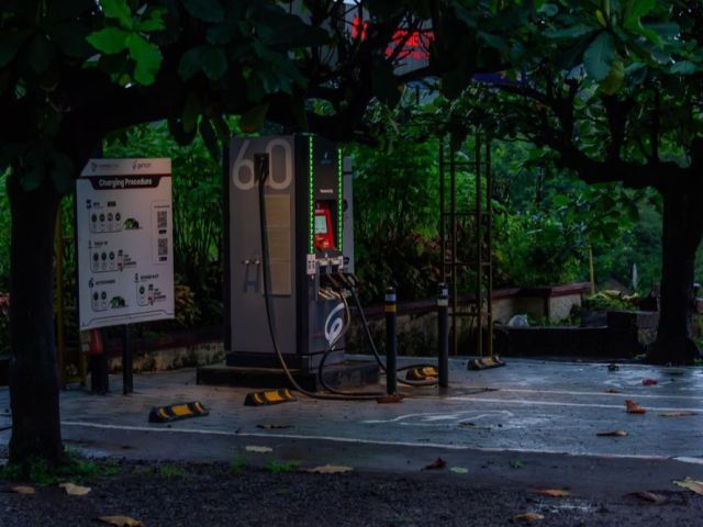 reliable-dc-chargers-for-ev-at-highway-and-urban-locations