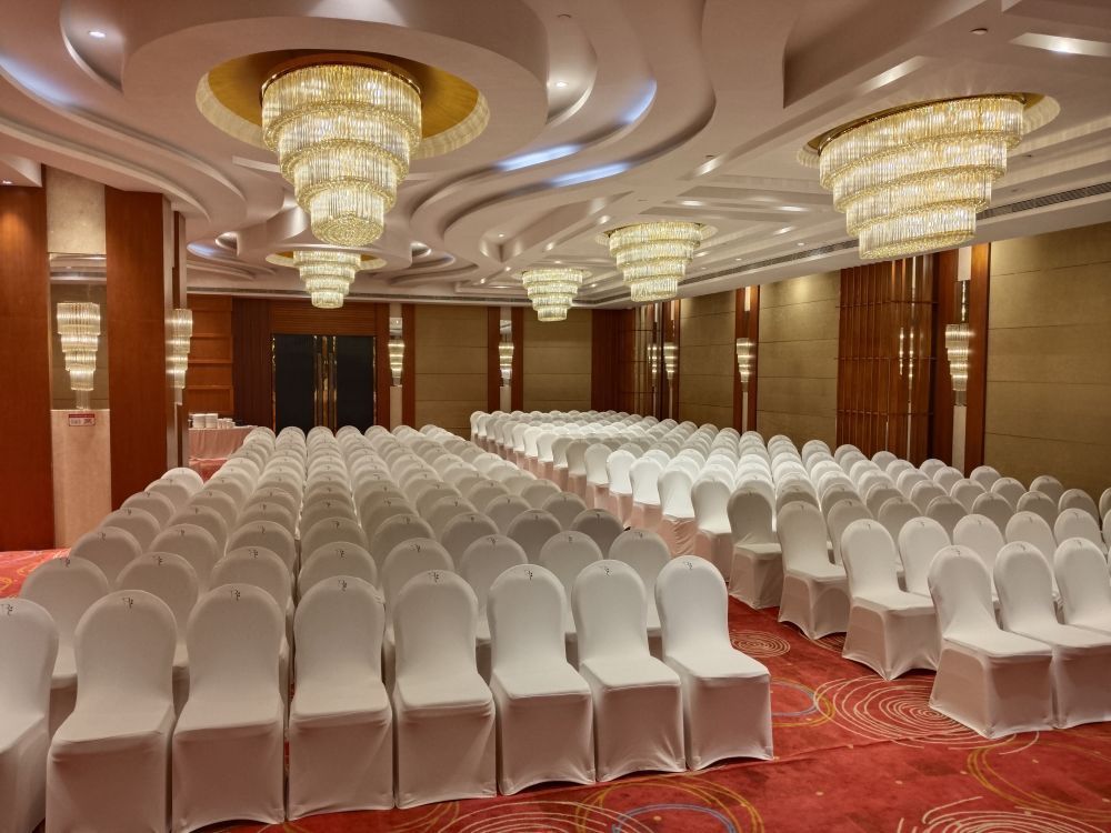 premium-wedding-hall-reception-venue-in-omr-chennai-big-1