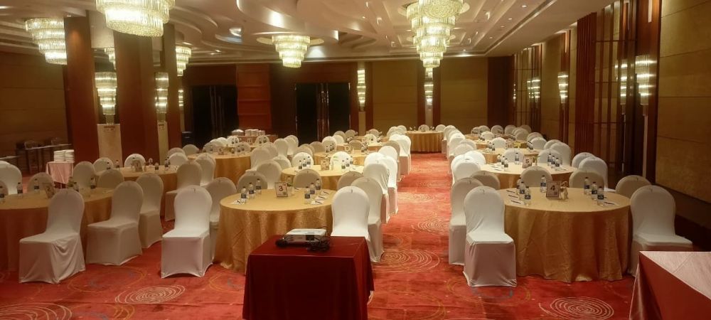 premium-wedding-hall-reception-venue-in-omr-chennai-big-2