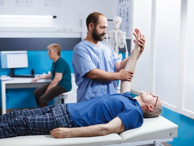 best-pain-clinic-in-kolkata-for-paralysis-rehabilitation-care