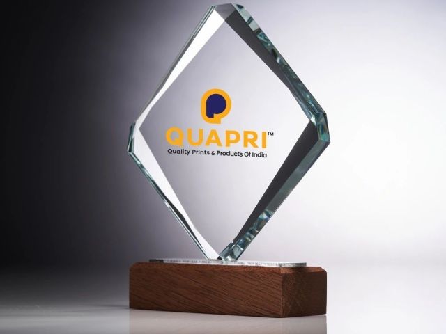 custom-acrylic-award