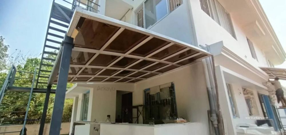 how-metal-pergola-with-roof-systems-improve-outdoor-durability-big-0