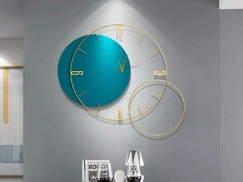 shop-luxury-designer-wall-clocks-for-living-room-online