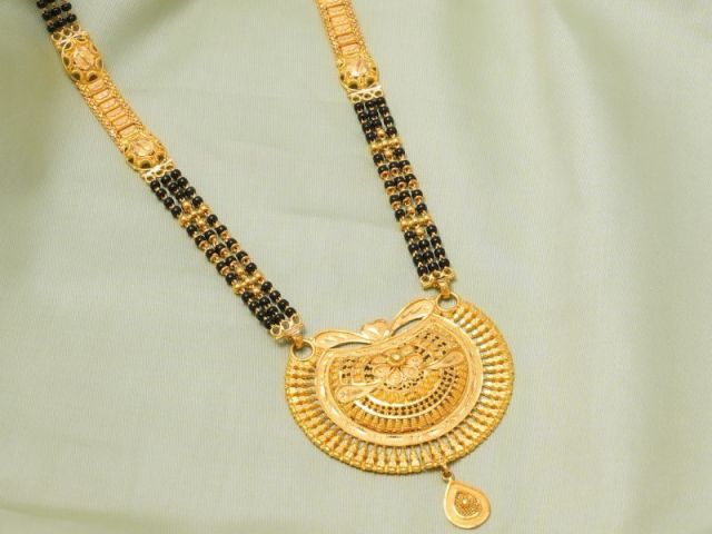 gold-mangalsutra-design