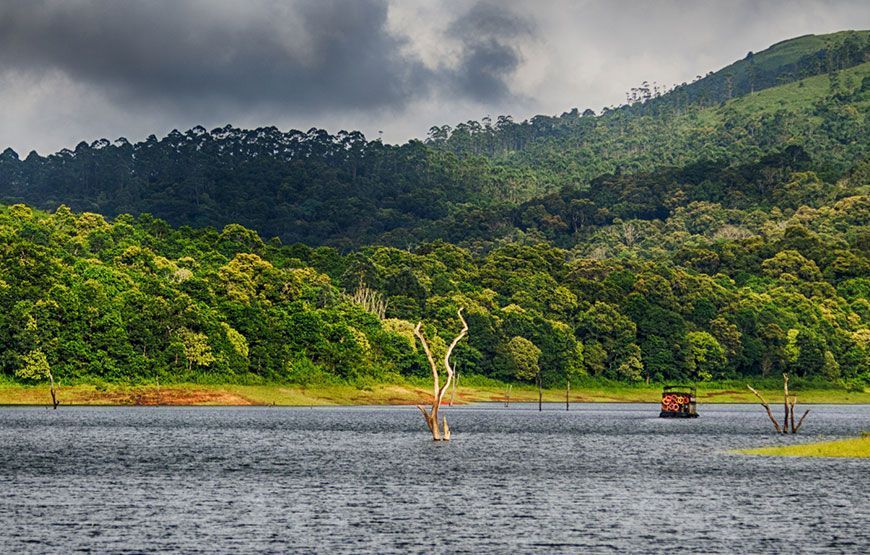 innova-crysta-rental-cab-in-madurai-big-0