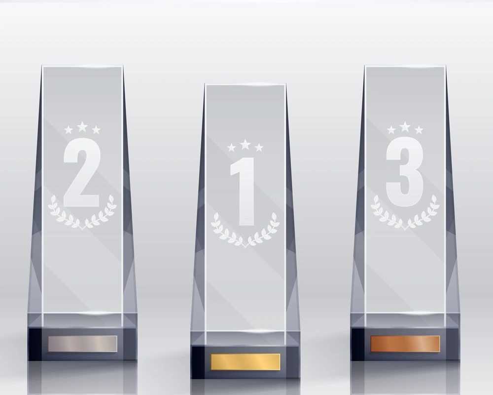 custom-acrylic-awards-quapri