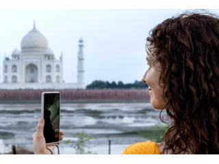 avant-inde-agence-de-voyage-pour-linde-et-lasie-small-0