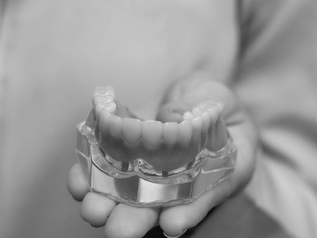 quick-safe-advanced-root-canal-treatment-in-trivandrum