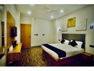 comfortable-hotels-near-gaur-city-noida-you-must-try-small-3