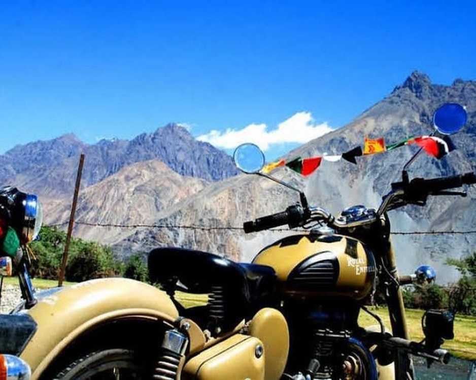 best-bike-on-rent-in-leh-ladakh-adventure-bike-rentals-deals