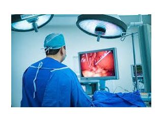 expert-laparoscopic-surgeon-in-ahmedabad-care-small-0