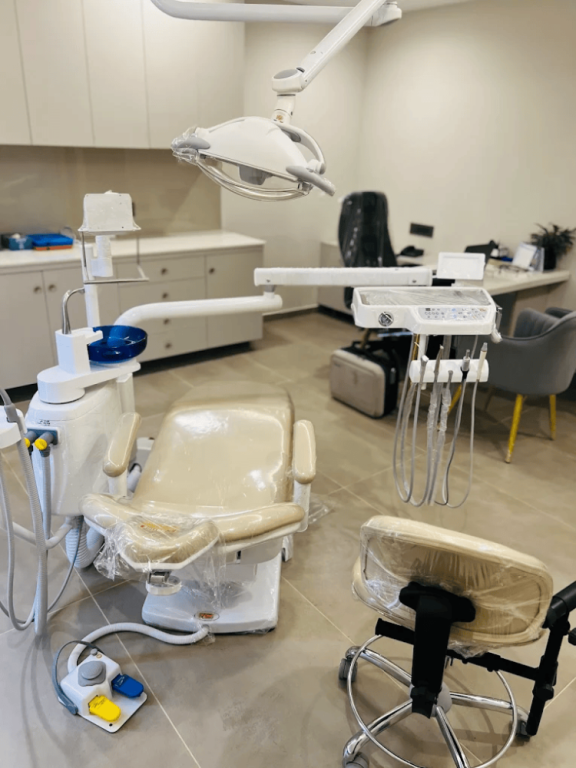best-dental-clinic-in-kottakkal-complete-smile-dental-care-big-1