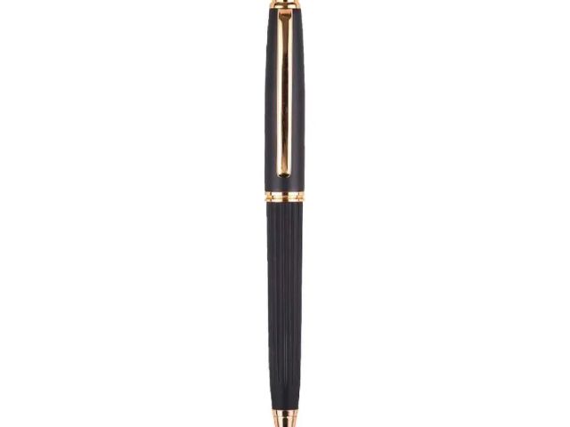 laser-engraved-customized-pens