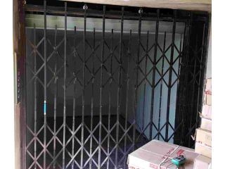 goods-lift-manufacturers-in-delhi-rachna-elevator-cranes-small-0
