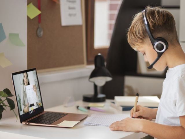 smarter-education-with-a-leading-edtech-app-development-company