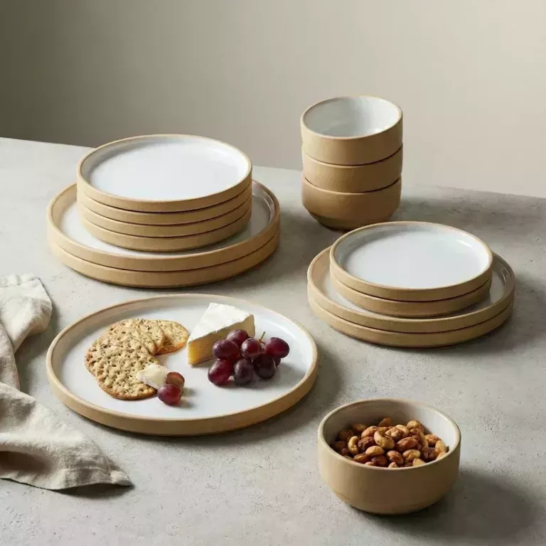 black-carrot-premium-20-piece-ceramic-dinner-set-big-0