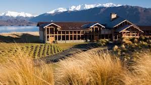 accommodation-in-te-anau-comfortable-lakefront-stays-big-2