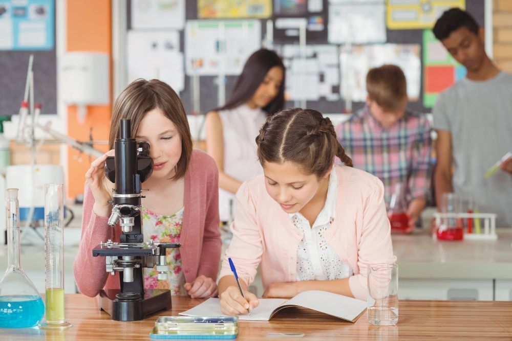 school-lab-equipment-supplier-big-0