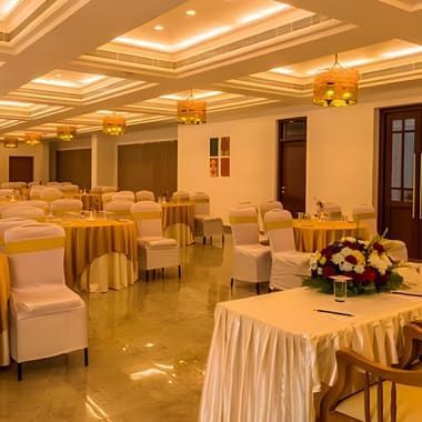 regenta-central-herald-mysore-hotel-near-railway-station-big-1